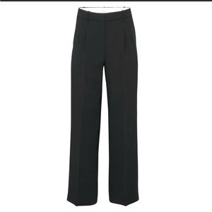 Aritzia Wilfred Effortless Black Pants Size 6
